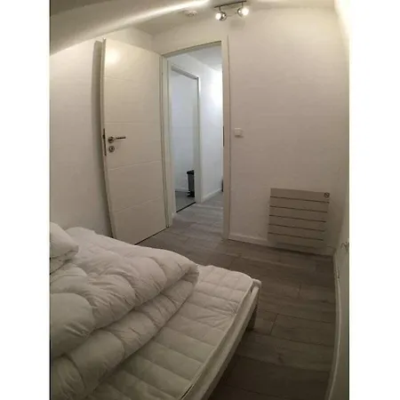With 3 Bedrooms * 브라운라제
